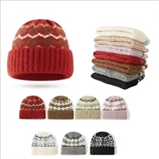 Contrast color plush knitted hat bright popular style