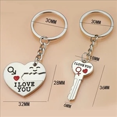 Heart-shape keychain